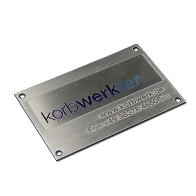 Label stainless steel terukir